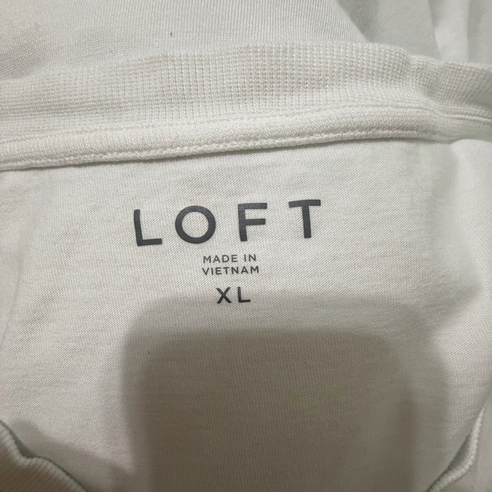 Loft Modern Wedge Tee White Size XL - Picture 3 of 5